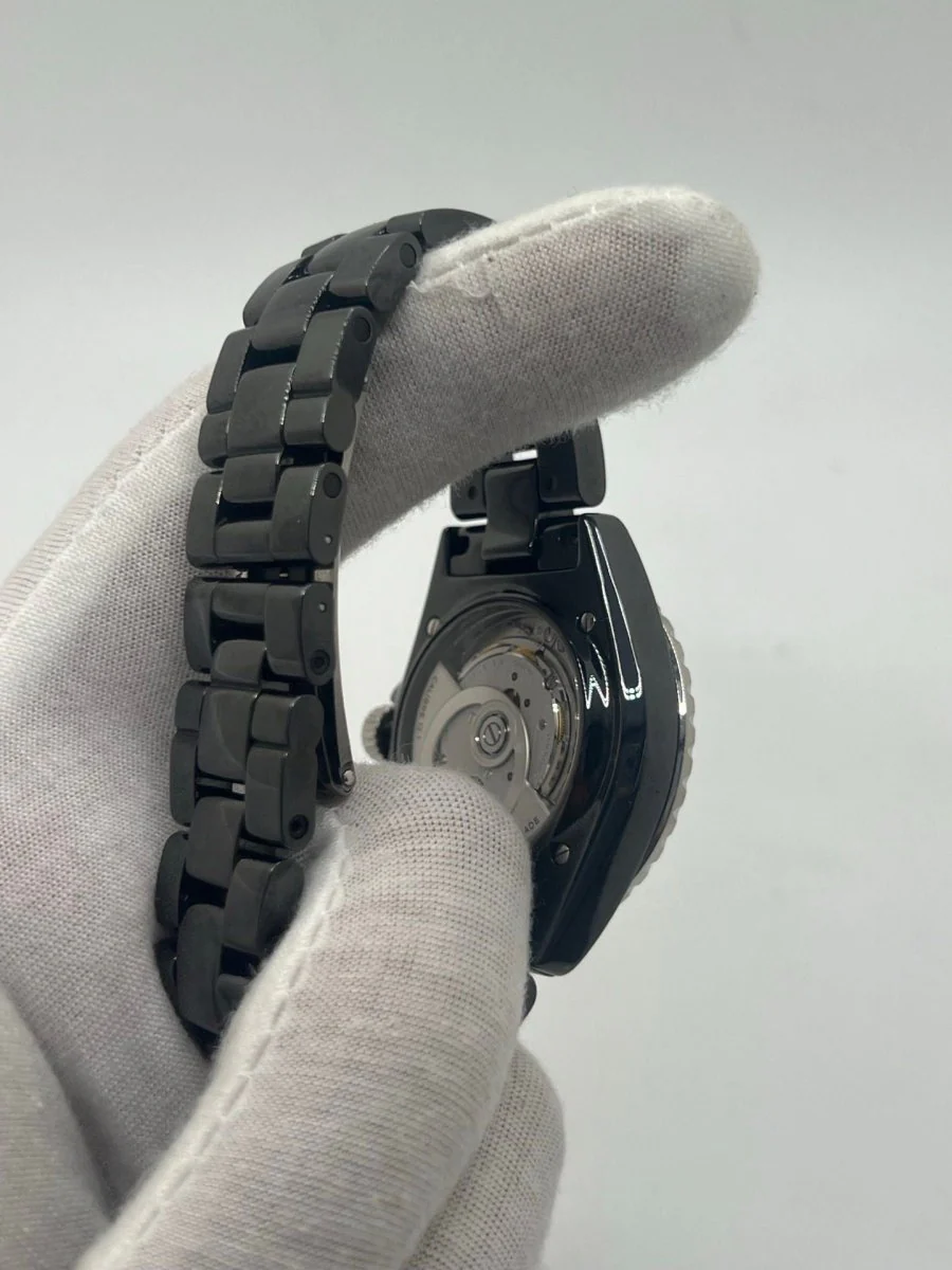 Chanel J12 Calibre 12.1 & Diamonds - Image 8