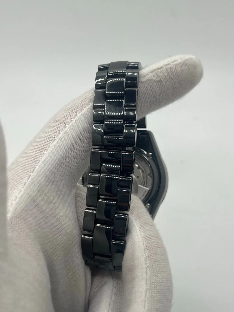 Chanel J12 Calibre 12.1 & Diamonds - Image 9