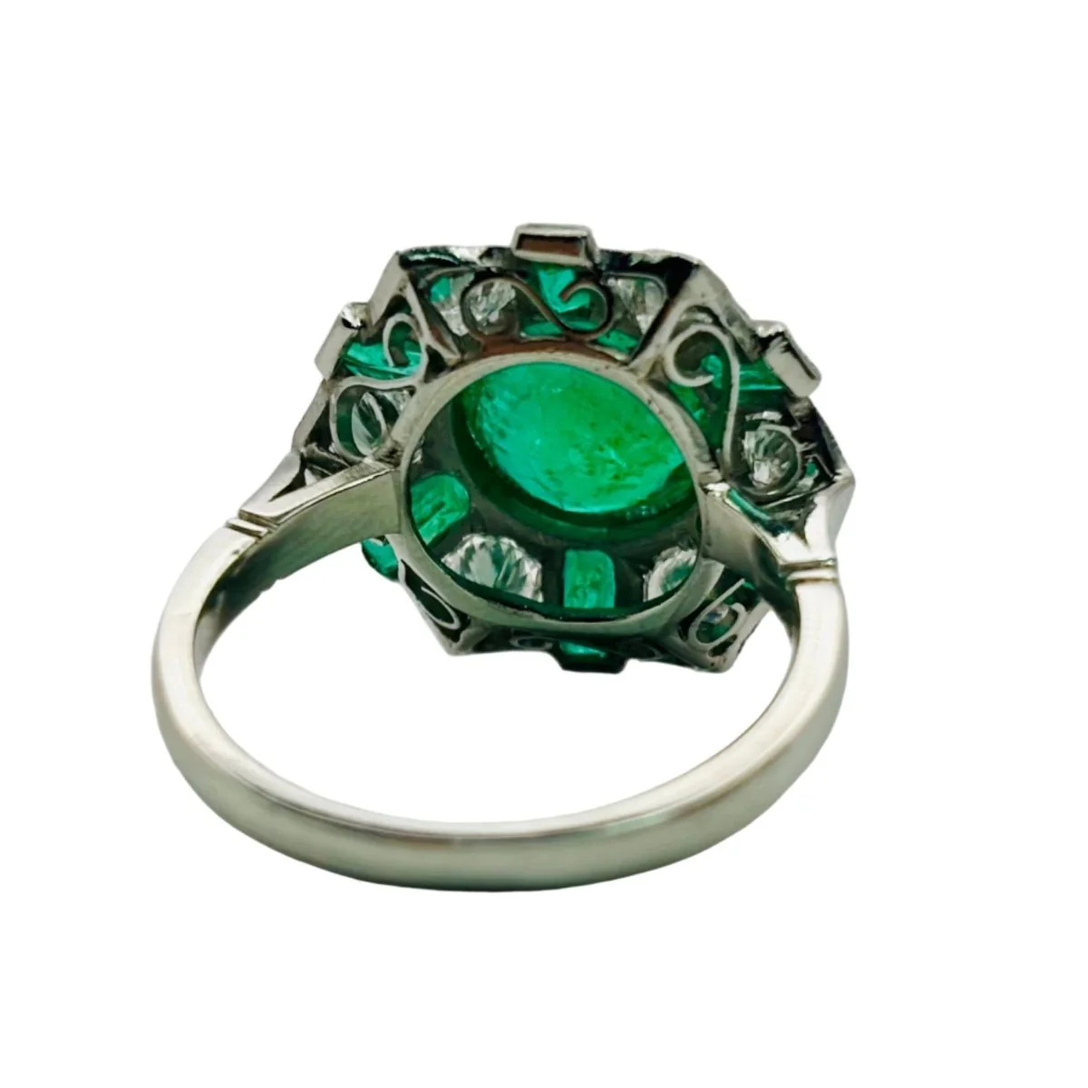 ANILLO EN PLATINO CON ESMERALDAS Y DIAMANTES - Image 3