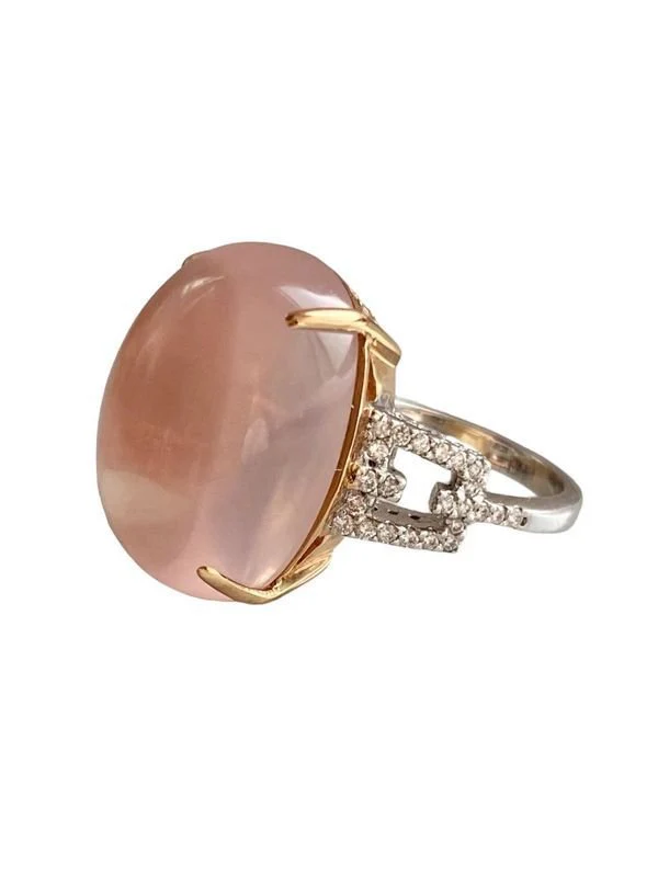 BRANAR PARIS Importante bague, en or jaune et blanc 18k sertie d'un quartz rose - Image 4