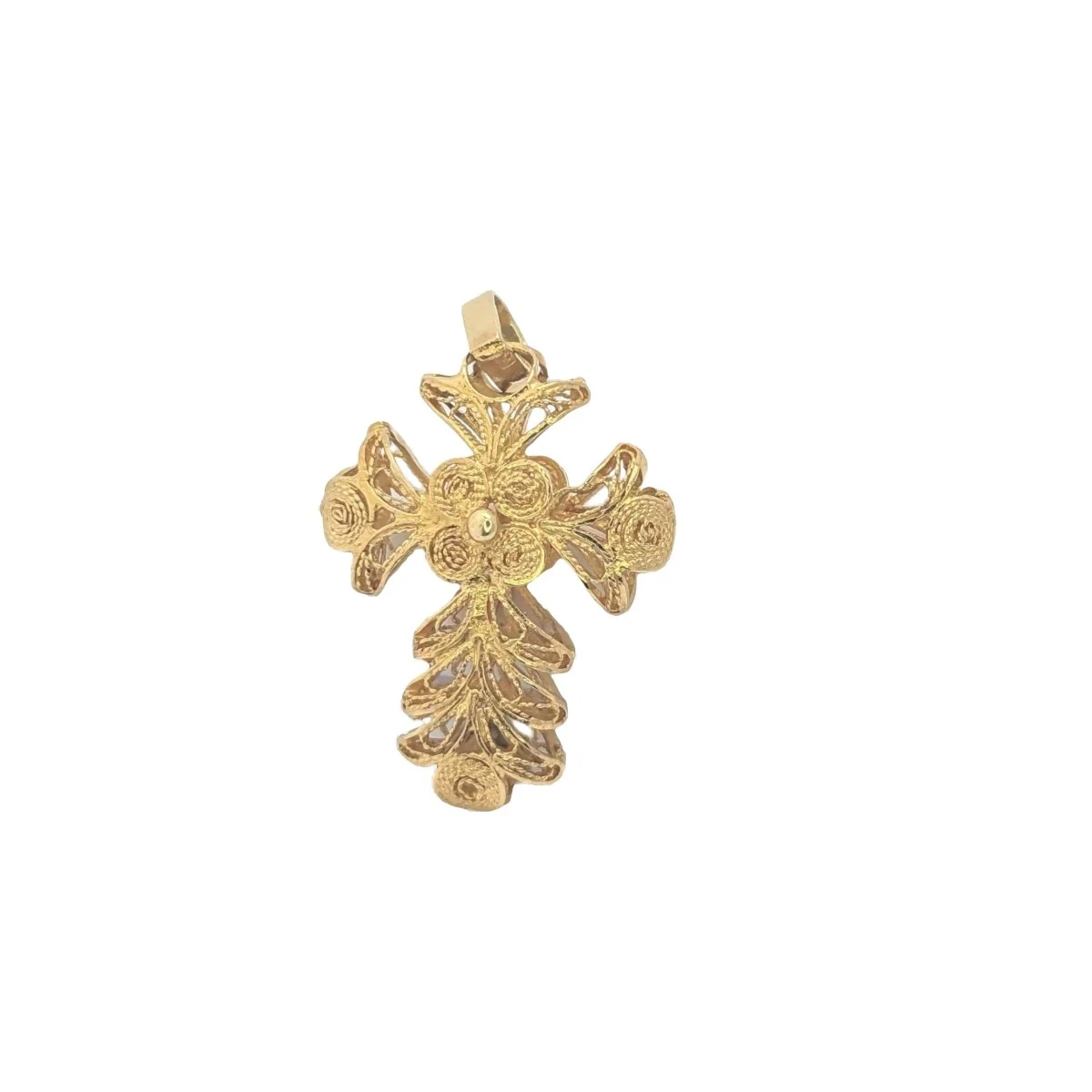 Pendentif Croix filigrane en or jaune