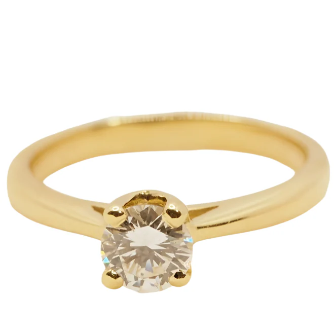 Bague solitaire en or jaune et diamant