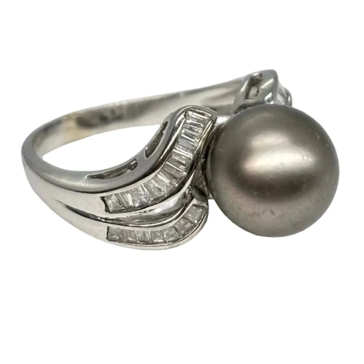 Bague en or blanc, perle et diamants - Image 5
