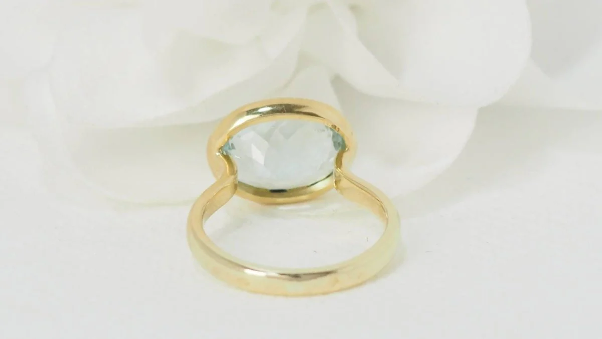 Bague en or jaune et aigue marine - Image 6