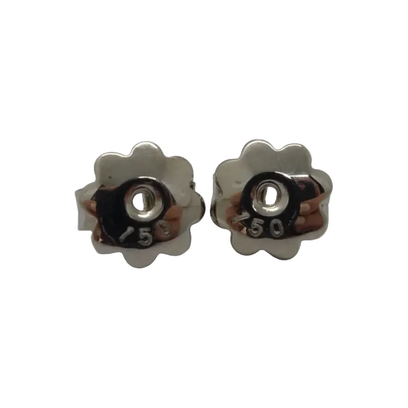 Boucles d'oreilles Puces en or blanc et grenats - Image 3