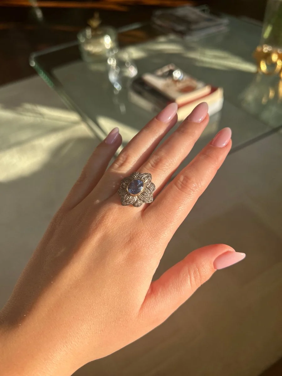 Bague - Or, argent, saphir et diamants. - Image 2