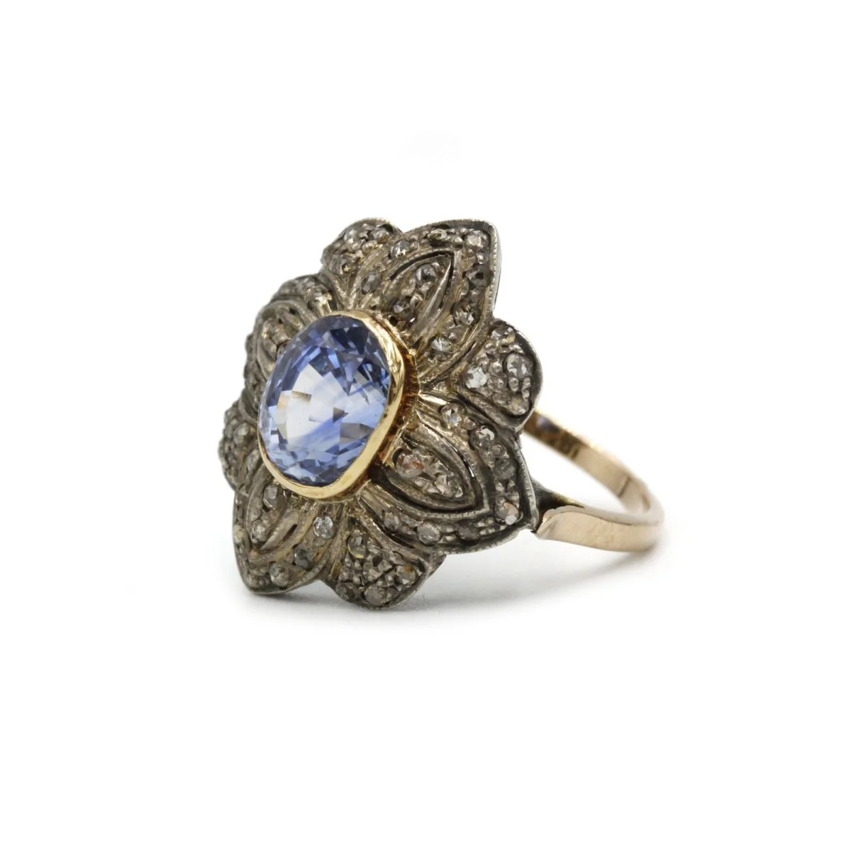 Bague - Or, argent, saphir et diamants. - Image 3