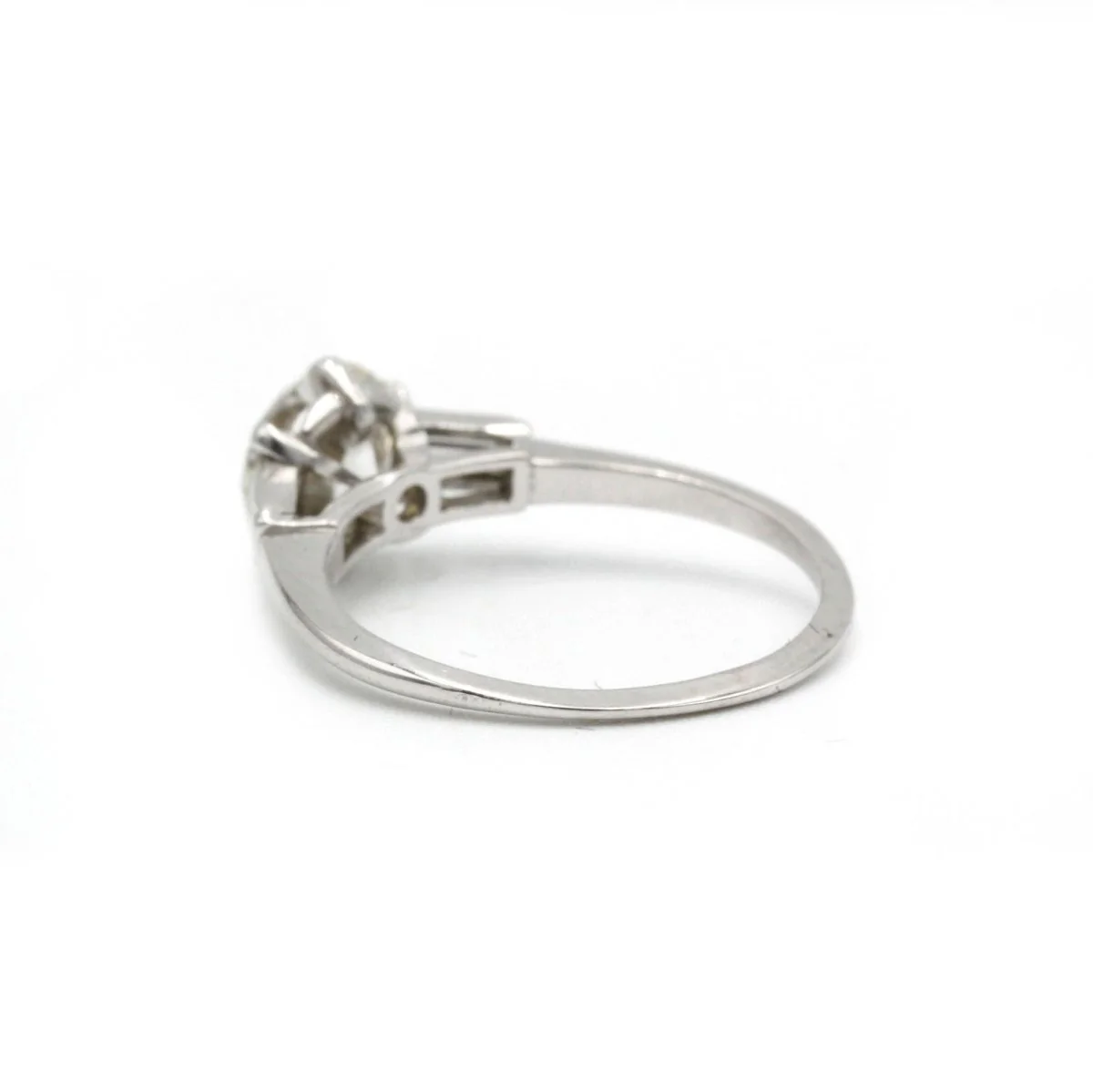 Bague Solitaire en or blanc et diamants - Image 4