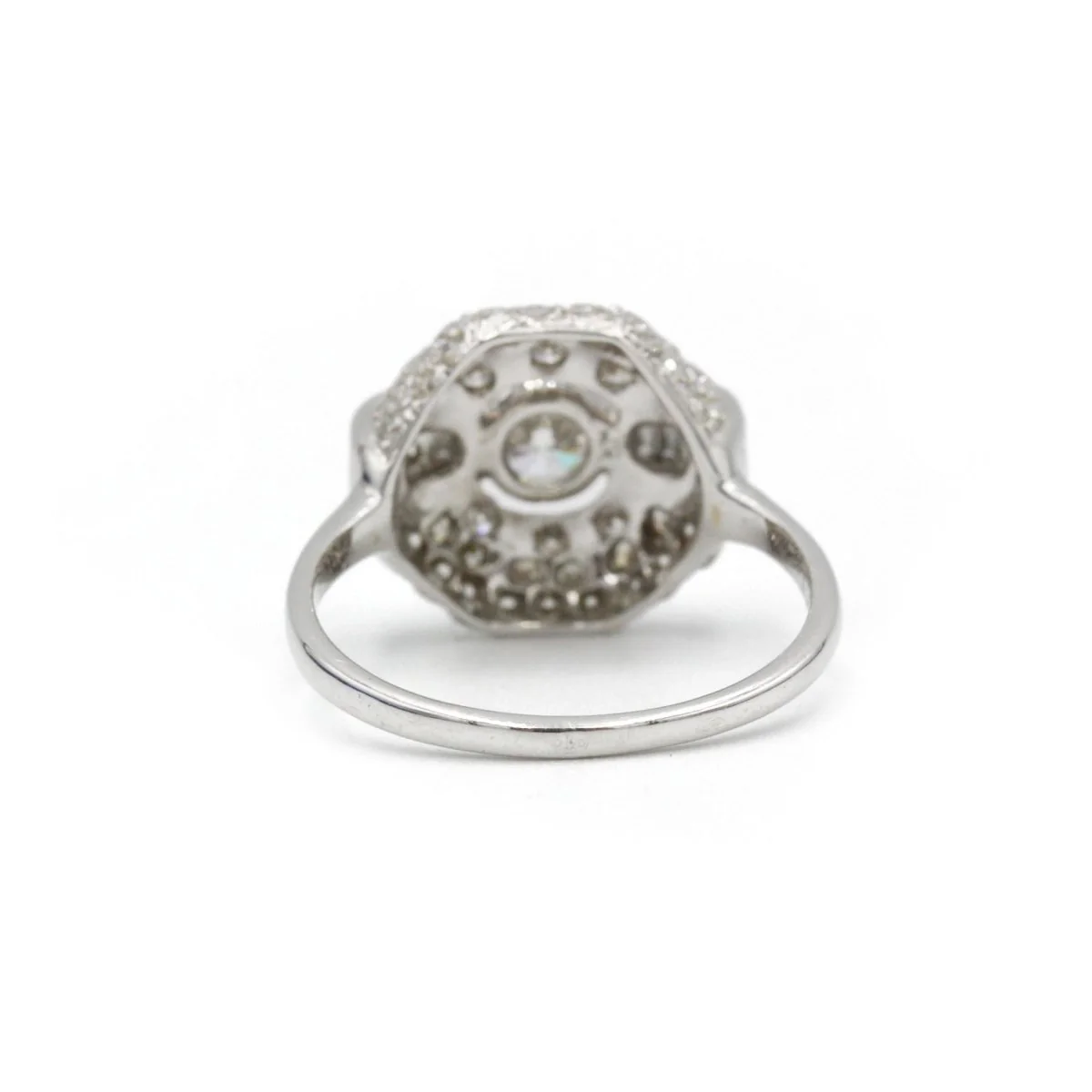 Bague Entourage en or et diamants - Image 6