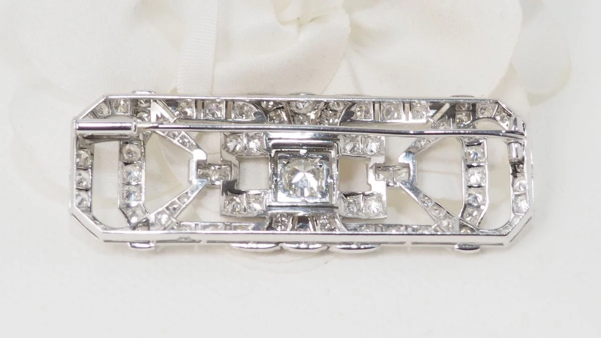 Broche ancienne en or gris et diamants - Image 7