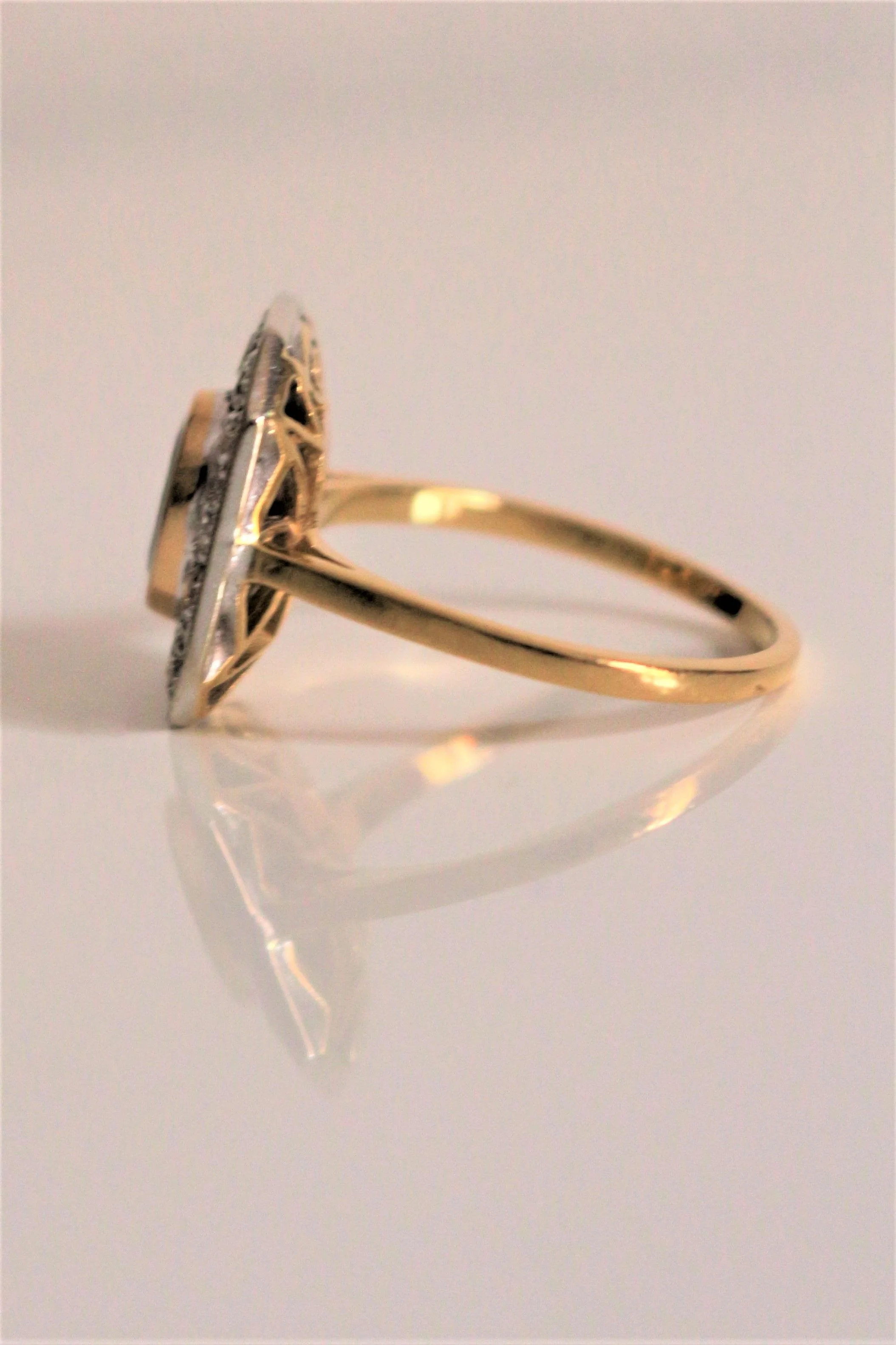 Bague Art Déco Saphir à Pans Coupés - Image 5
