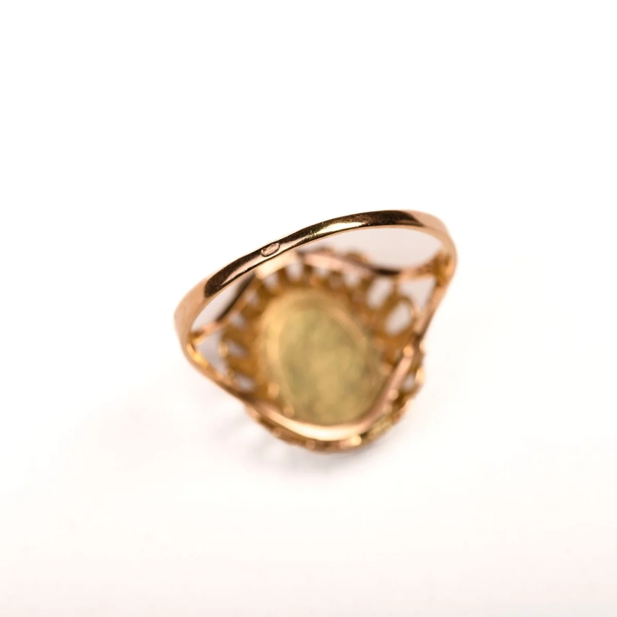 Bague chevalière Augis vintage diamant rubis en or jaune - Image 4