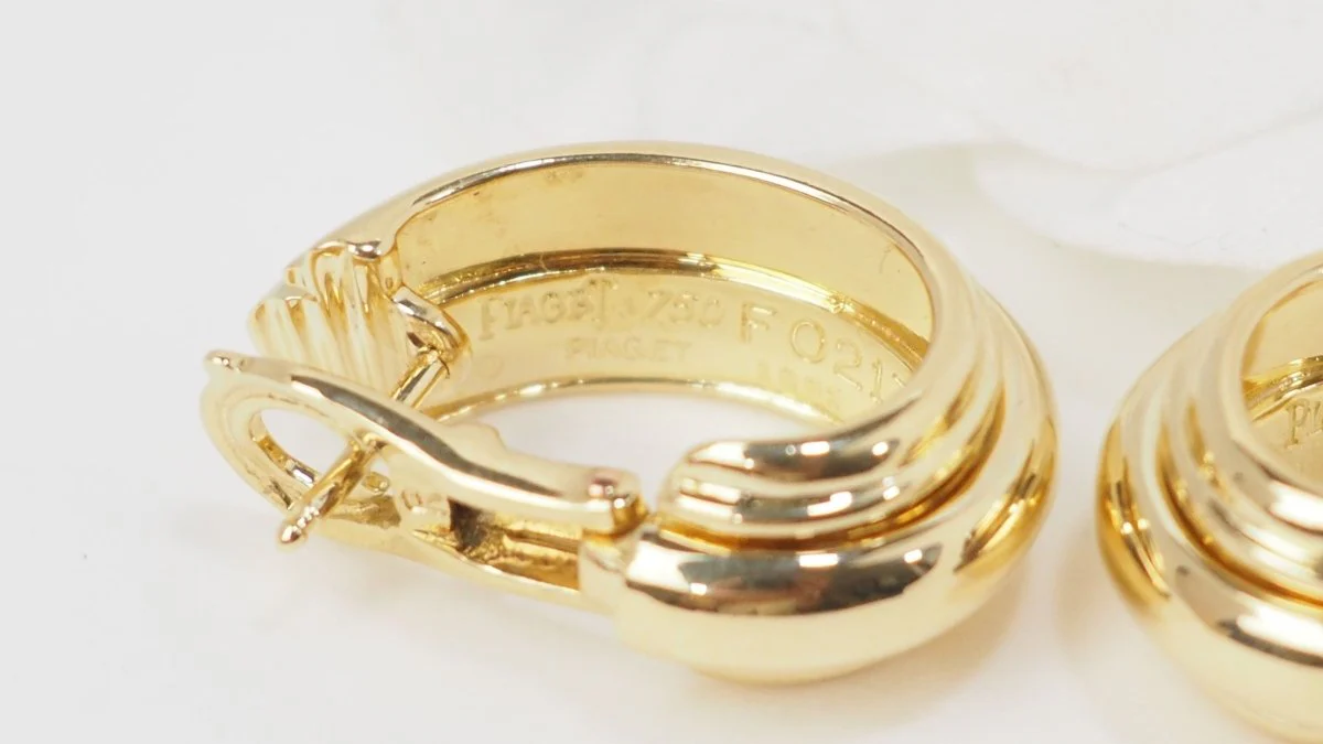 Boucles d'oreilles PIAGET "Possession" en or jaune et diamant - Image 6