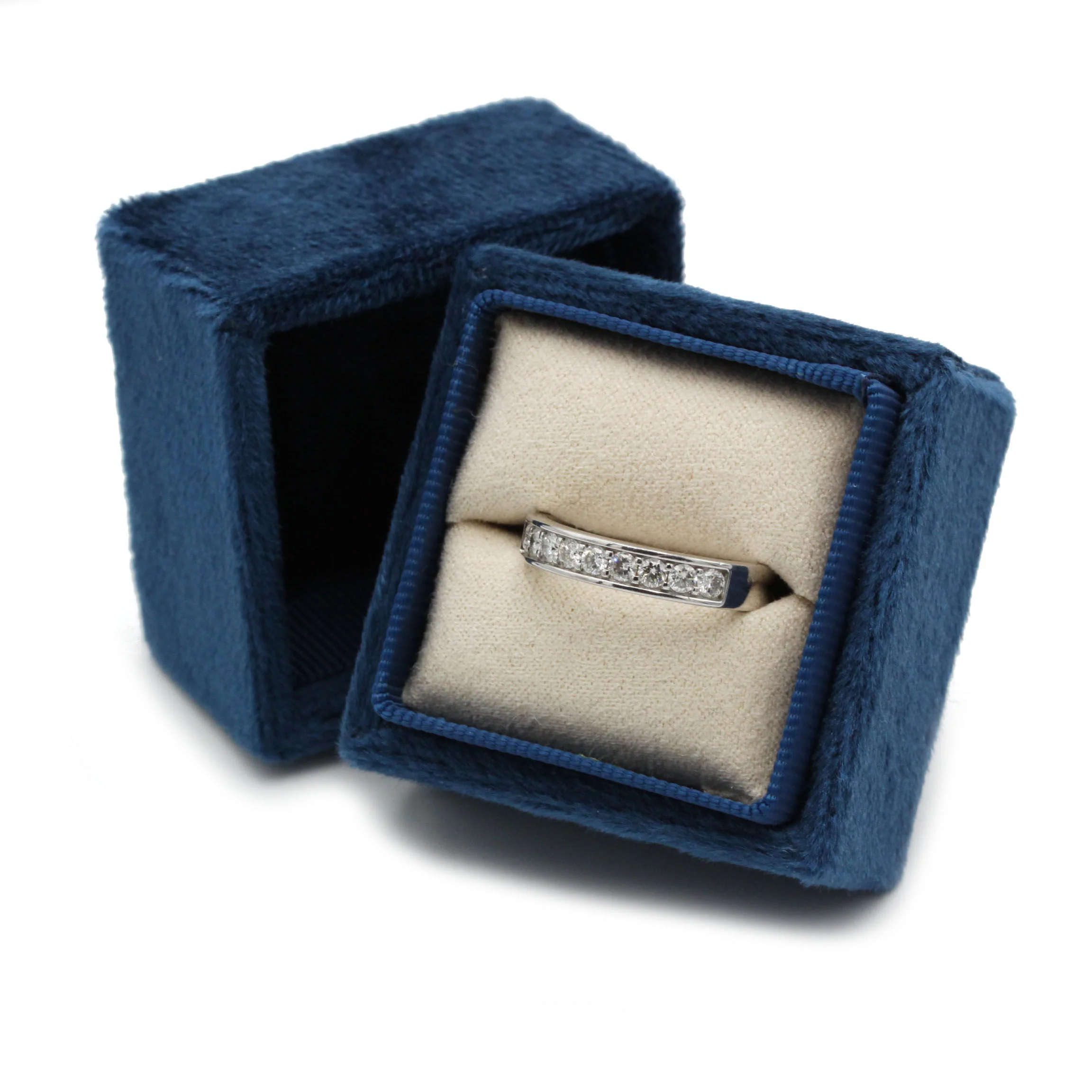 Demi alliance - Or blanc et diamants - Image 6