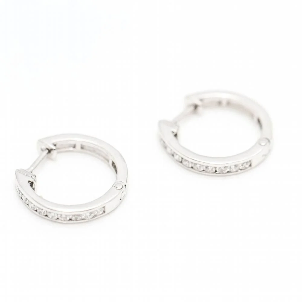 Boucles d'oreilles créoles en or et diamants - Image 3