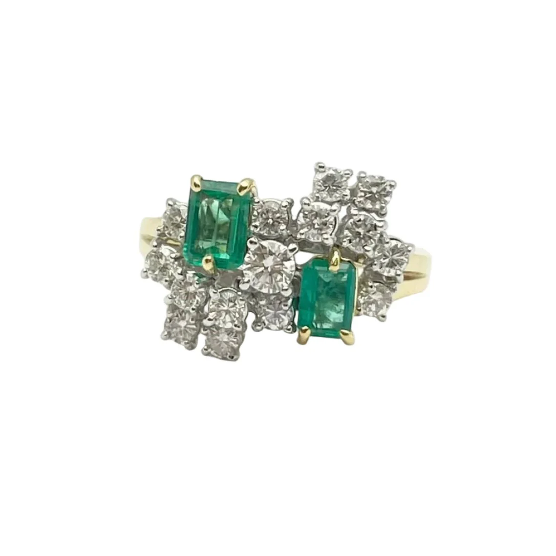 Bague en or jaune, or blanc, émeraudes et diamants