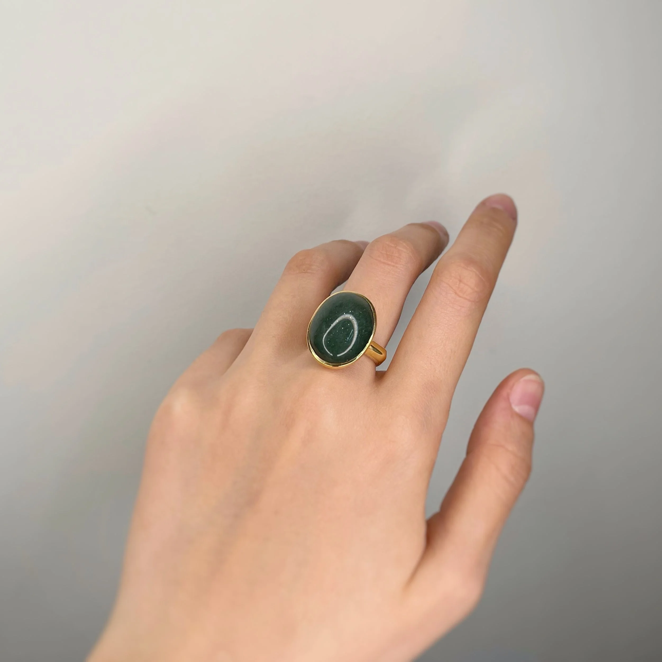 Bague Solitaire en or jaune et aventurine - Image 2