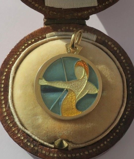 CARTIER - Rare pendentif Sagittaire Email plique-à-jour Or - Image 16