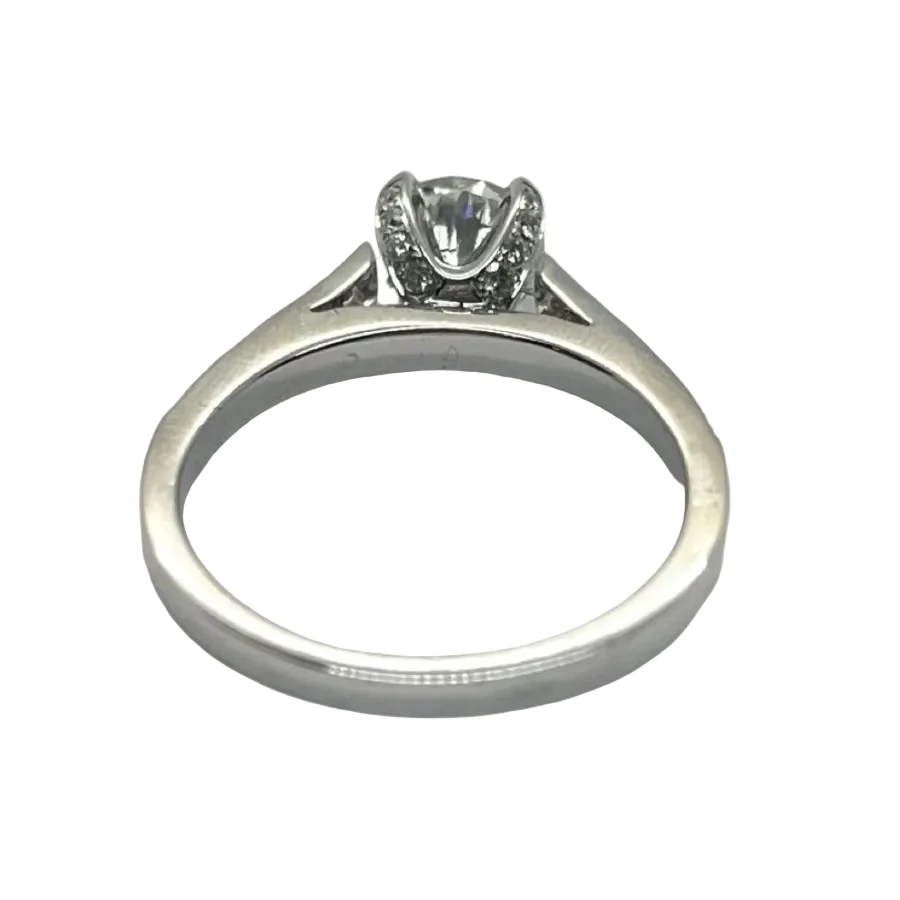 Bague Solitaire en or blanc et diamants - Image 4