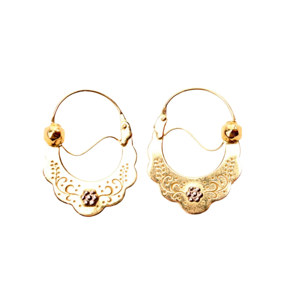 Boucles d'oreilles créoles savoyardes en or jaune et or blanc