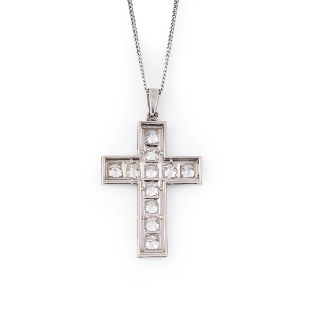 Collier or blanc avec pendentif croix Art Déco en platine et diamants - Image 3