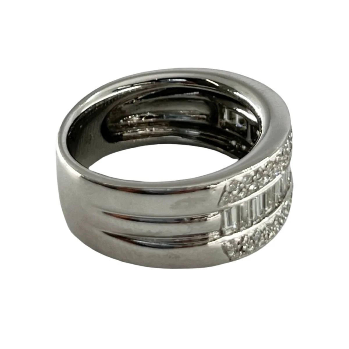 Bague Alliance en or blanc et diamants - Image 4