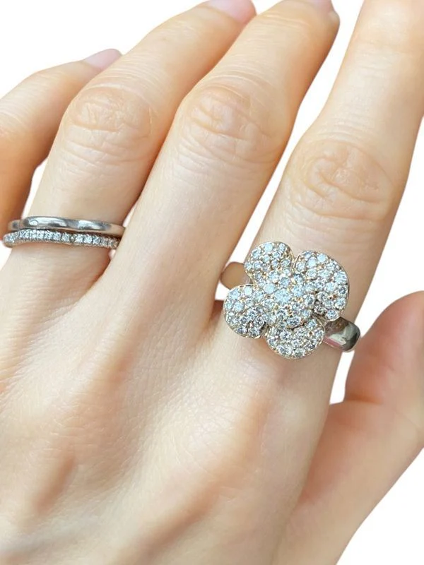 Bague en or jaune 18k en forme de fleur et diamants - Image 8