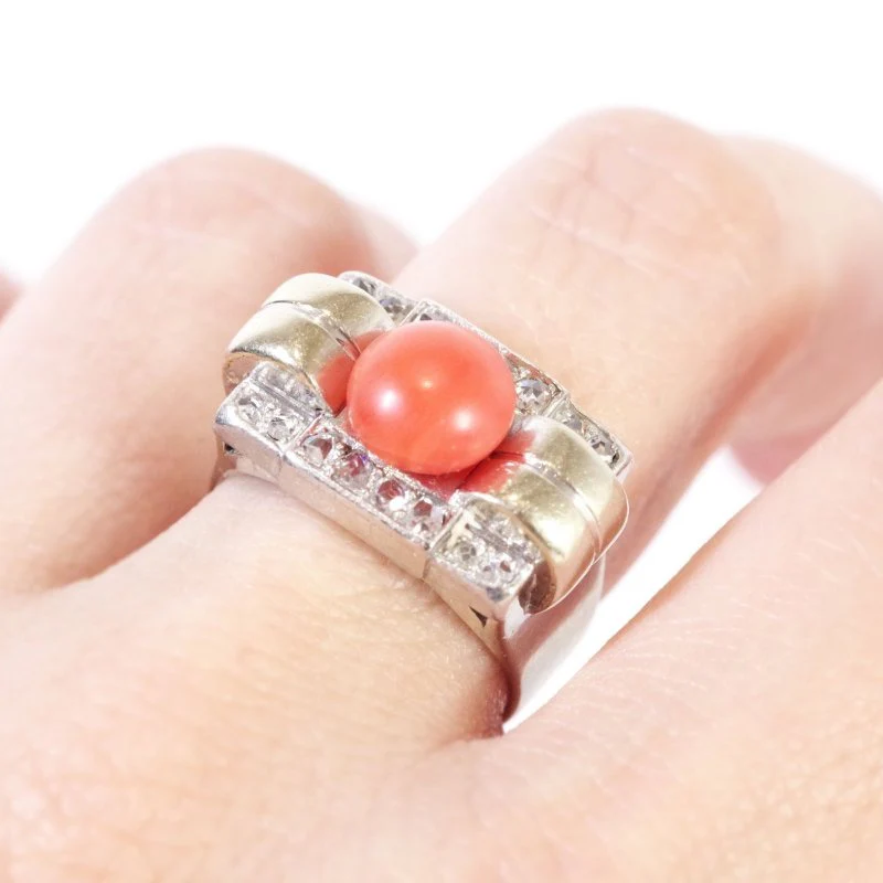 Bague Tank corail diamants en or - Image 2