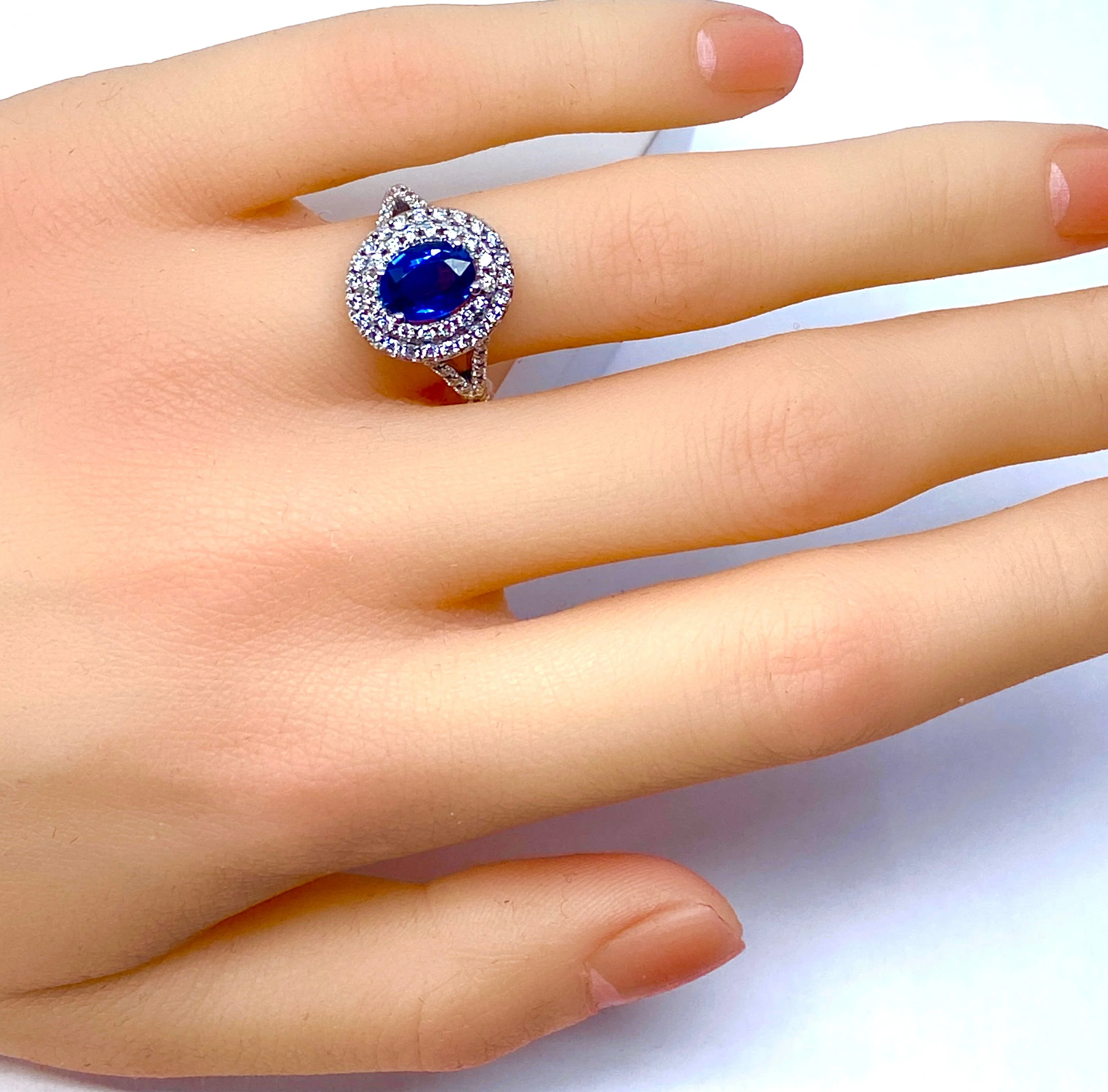 Bague en or blanc 18 carats en saphir et diamants - Image 6