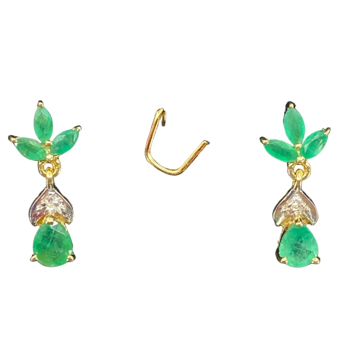 Boucles d’oreilles Pendantes en or jaune, émeraudes et diamants