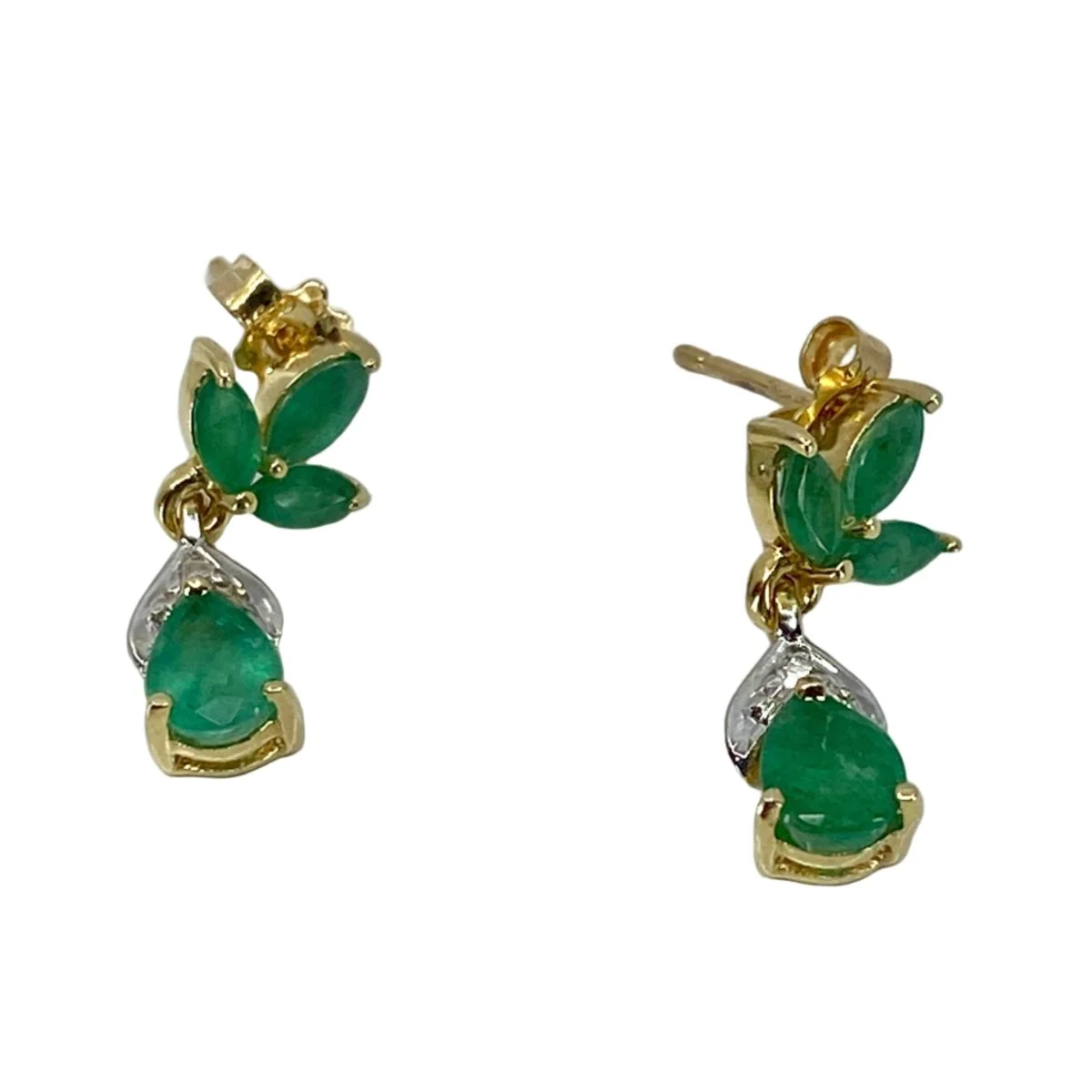 Boucles d’oreilles Pendantes en or jaune, émeraudes et diamants - Image 2