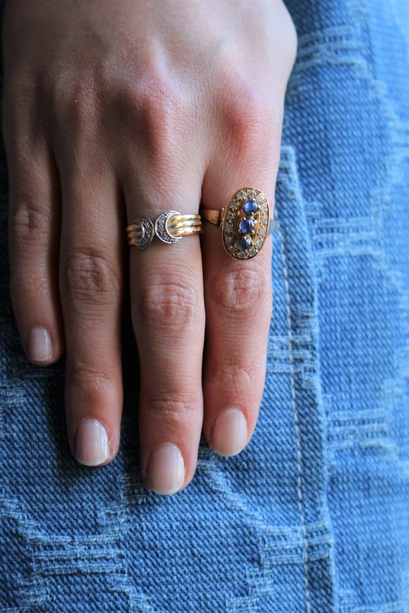 Bague trilogie de saphirs et diamants - Image 12