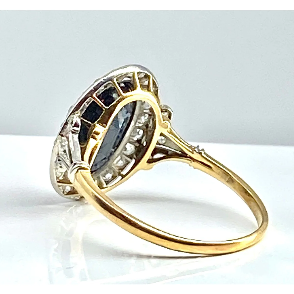 Bague en or jaune, or blanc, saphirs et diamants - Image 8