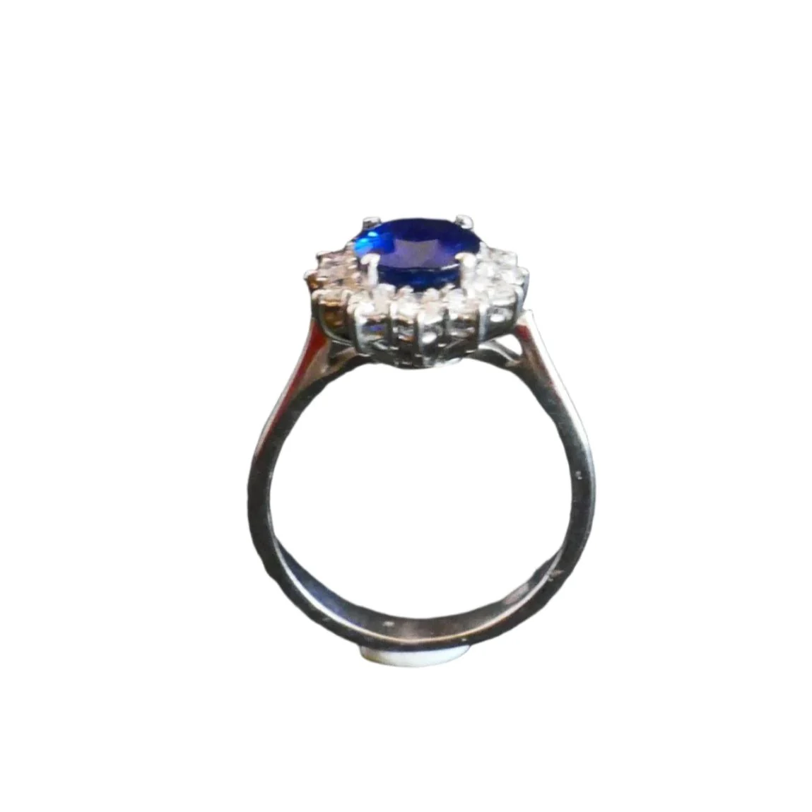Bague Marguerite en or blanc, saphir naturel et diamants - Image 3