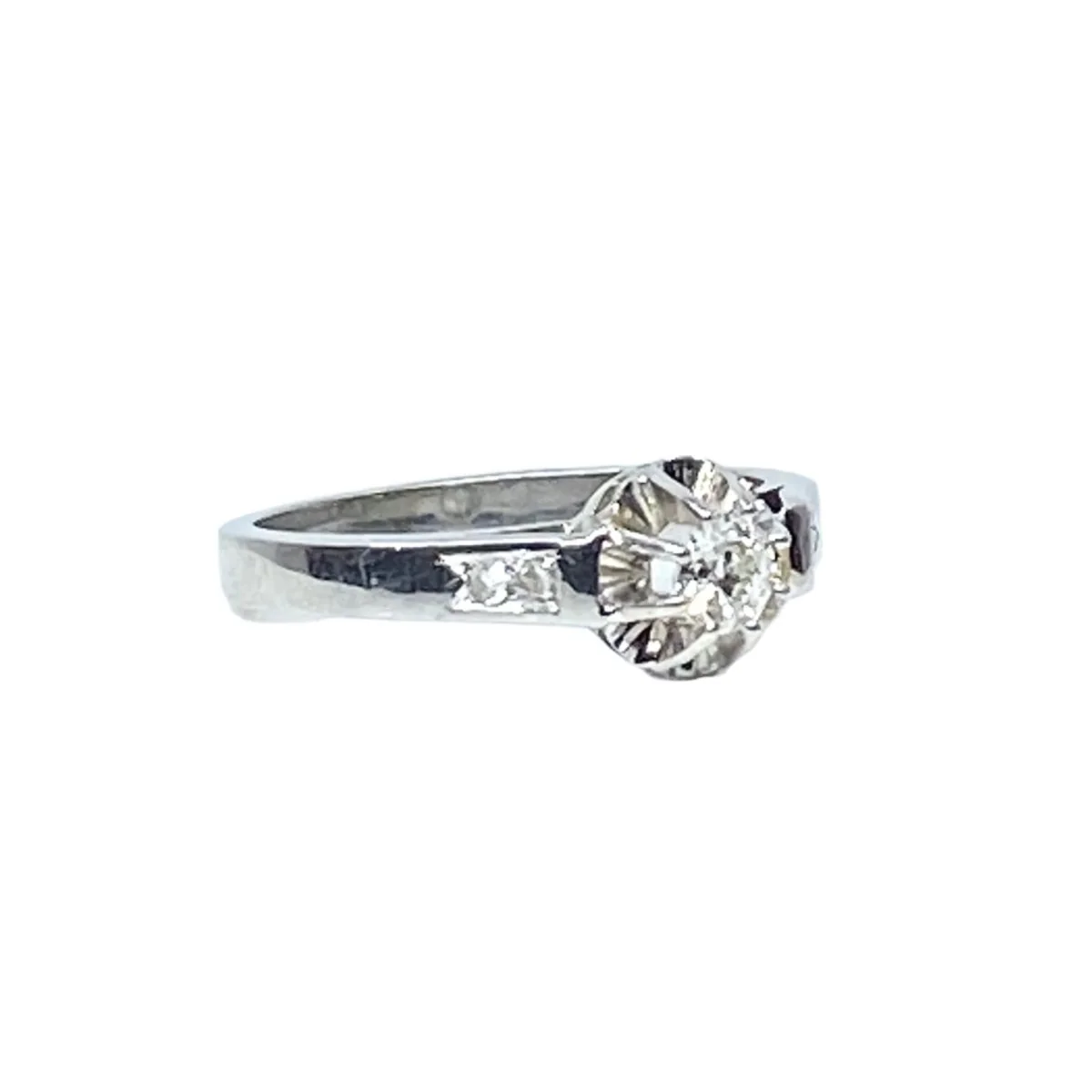 Bague Solitaire en or blanc et diamants - Image 5