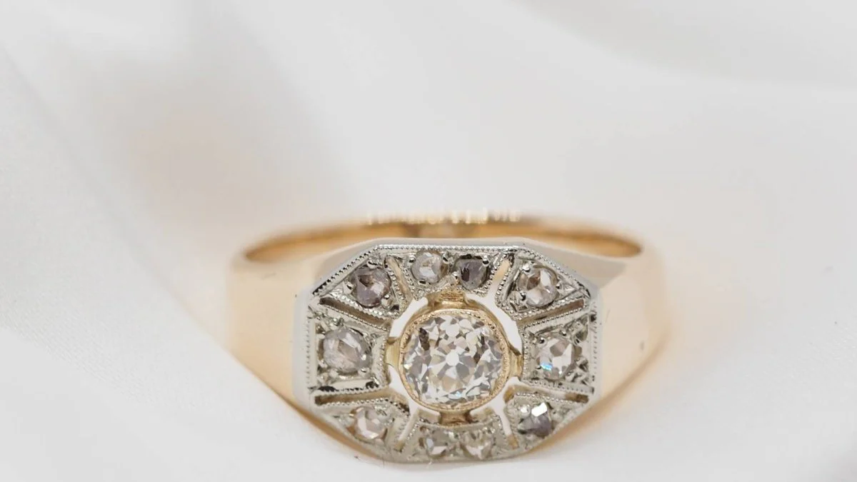 Bague en or bicolore et diamants