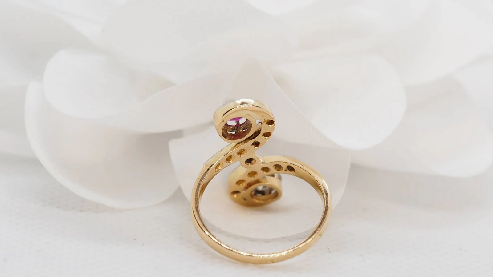 Bague Toi et Moi en or, rubis et diamants - Image 6
