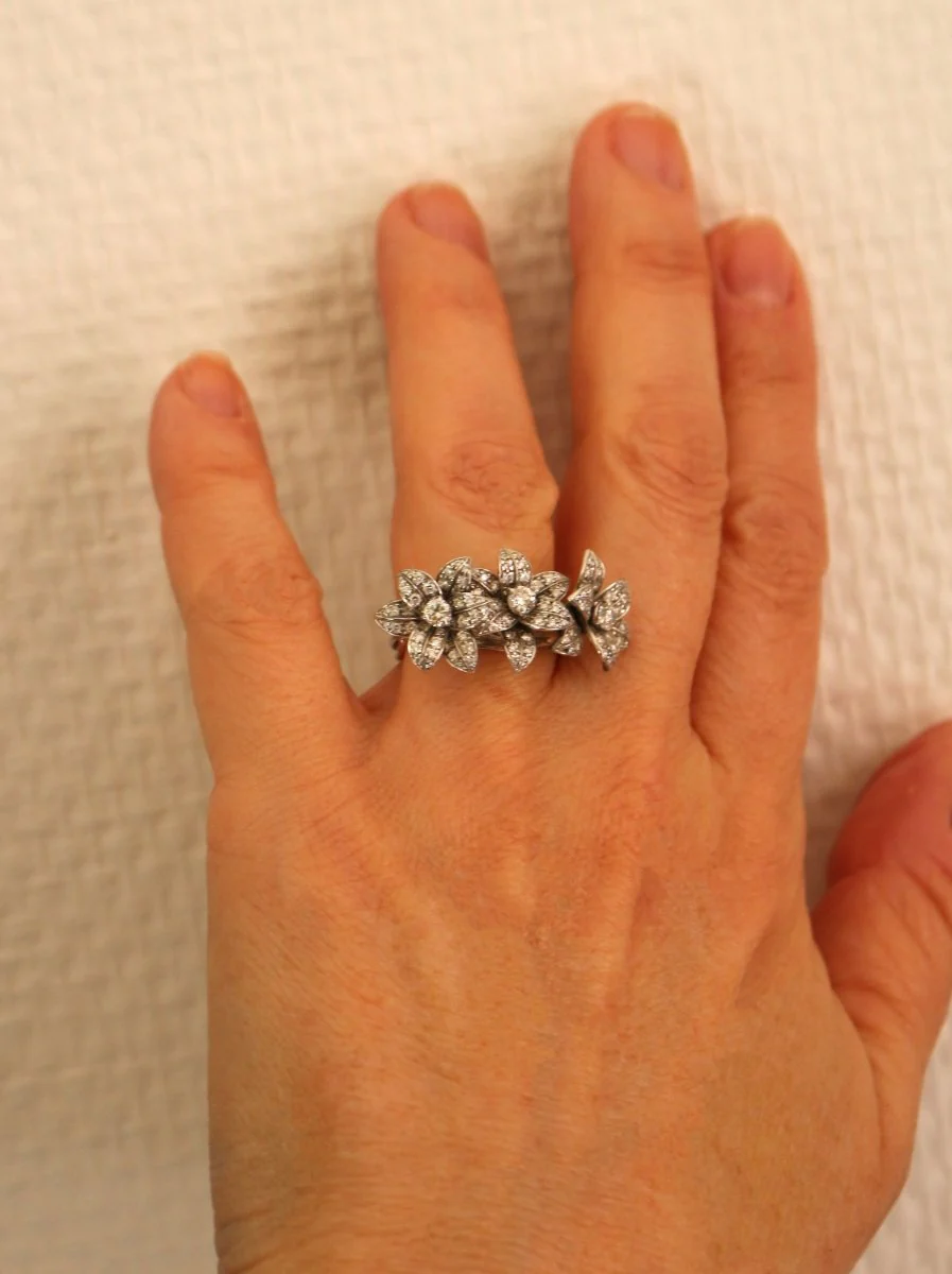 Bague MELLERIO en or blanc et diamant - Image 2