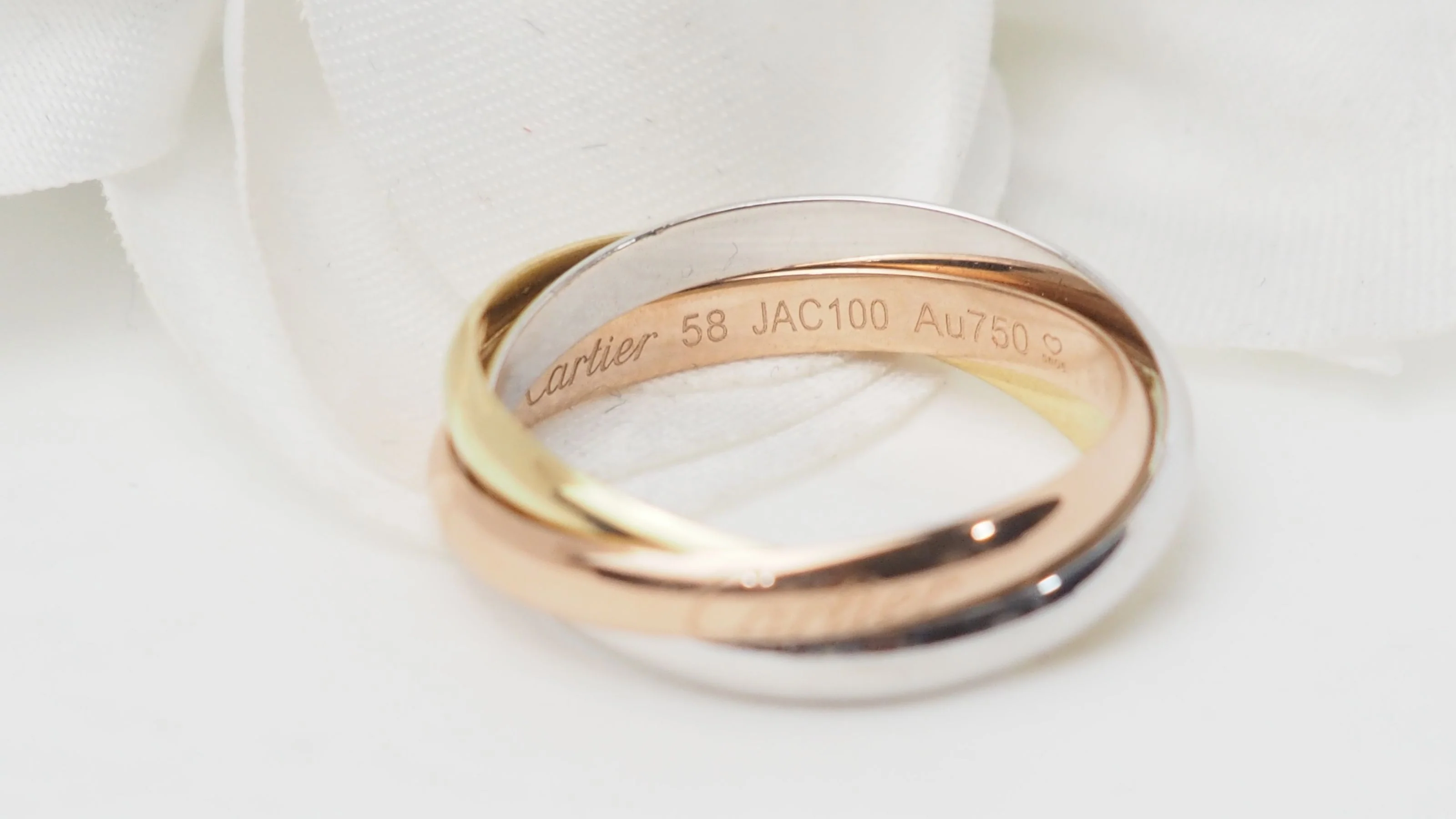 Bague Trinity 3 ors de Cartier - Image 10