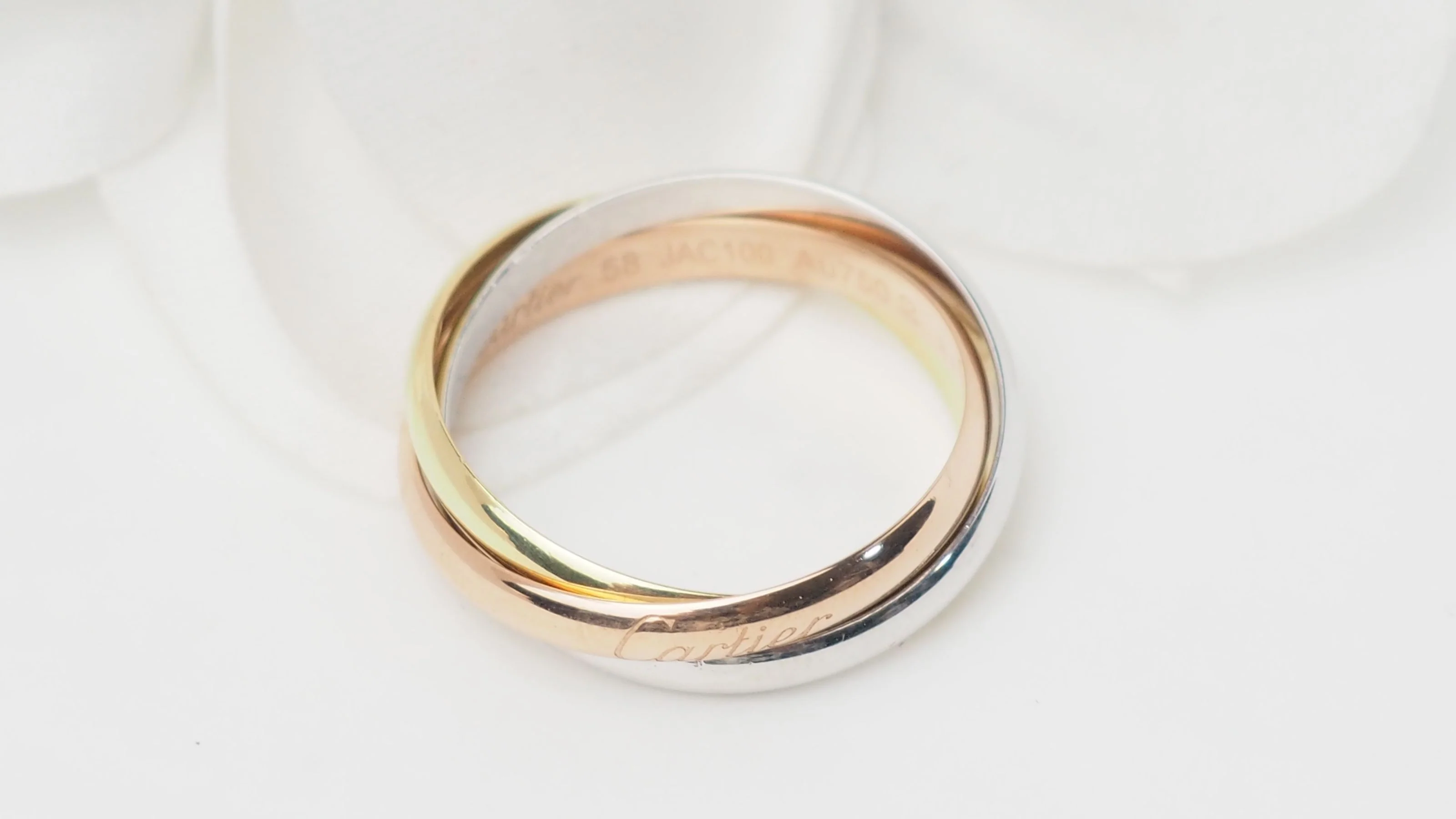 Bague Trinity 3 ors de Cartier - Image 4