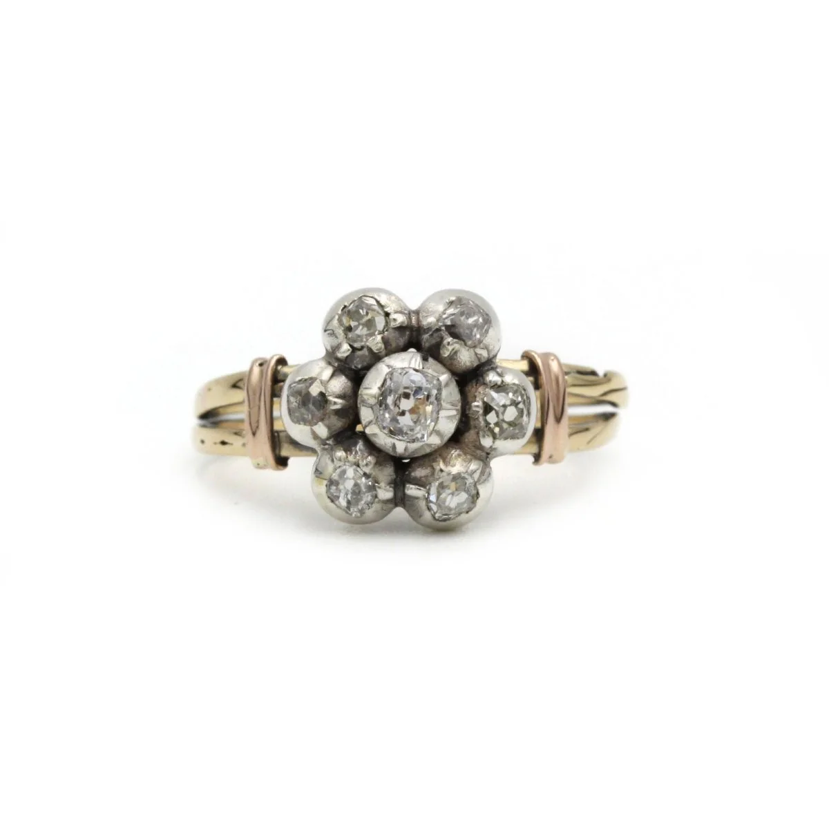 Bague 19eme or jaune 750 et 7 diamants tailles anciennes 0.50 carats total