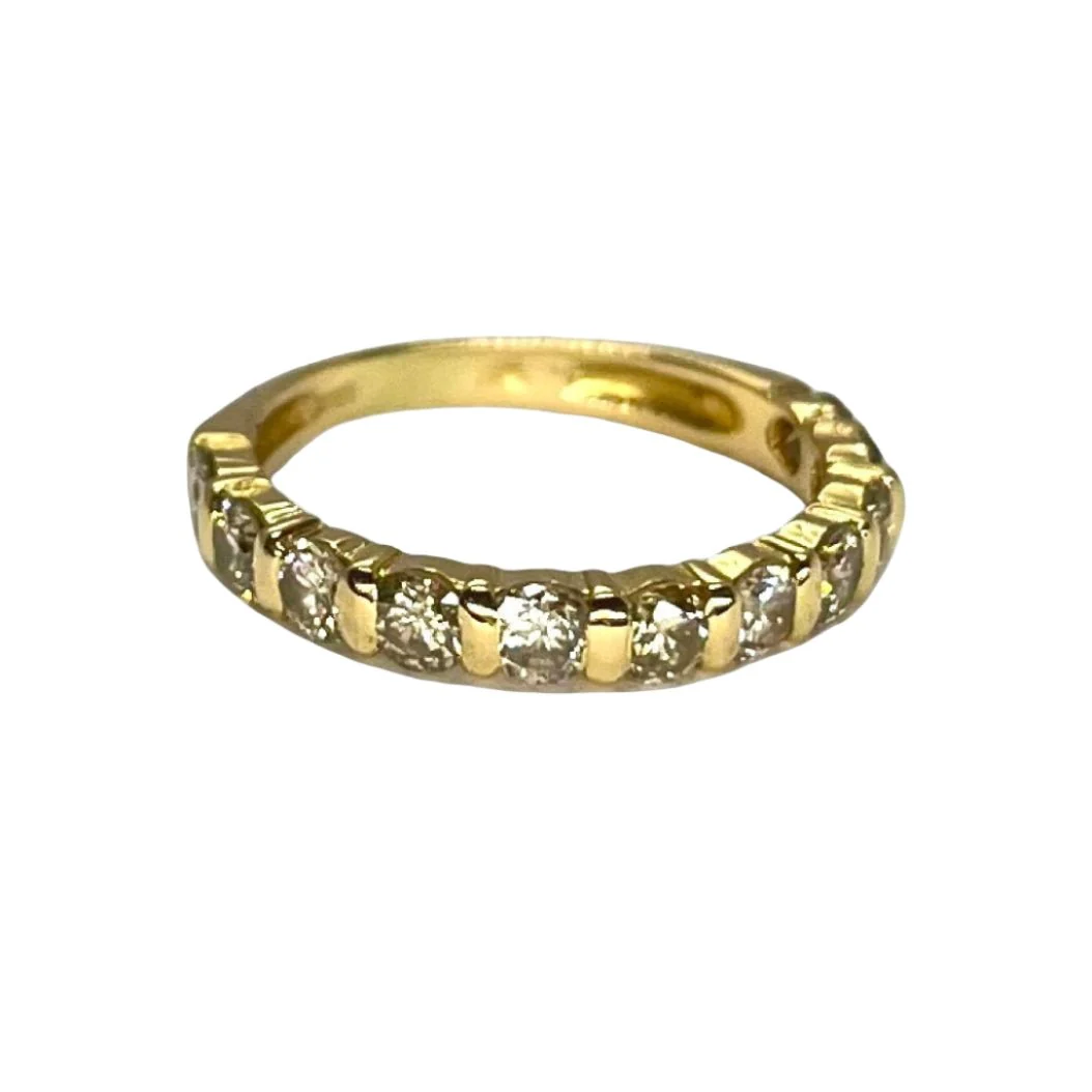 Demi-alliance or jaune et diamants 1 ct