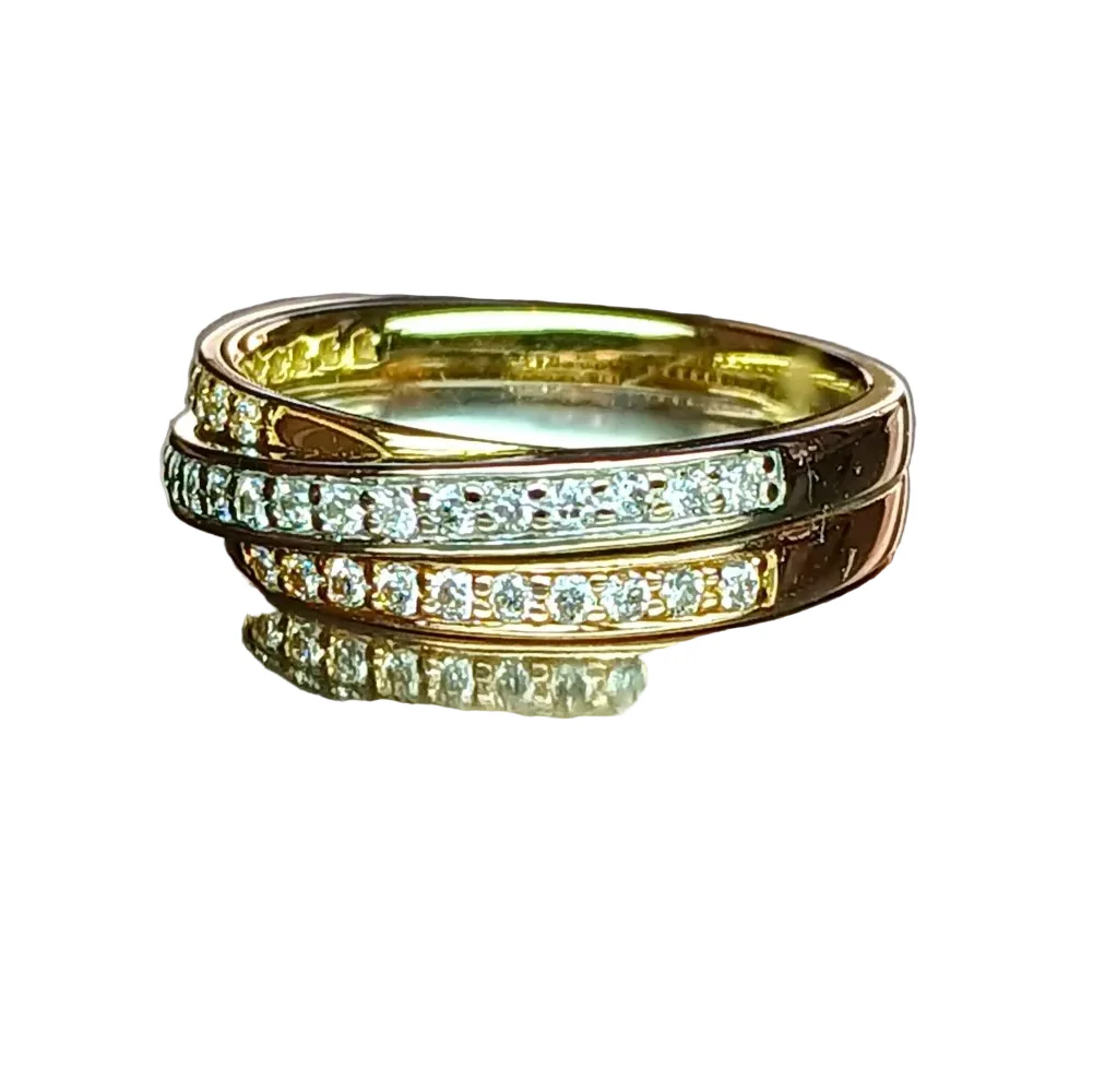 Bague Alliance en or blanc, or jaune et diamants - Image 3