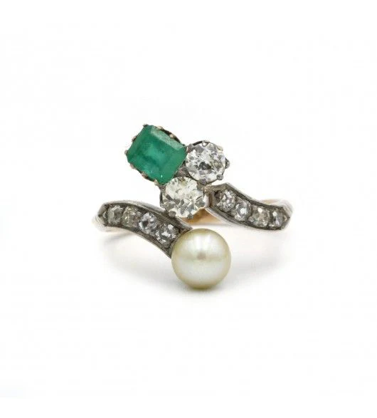 Bague - Or. Platine. diamants. émeraude & perle