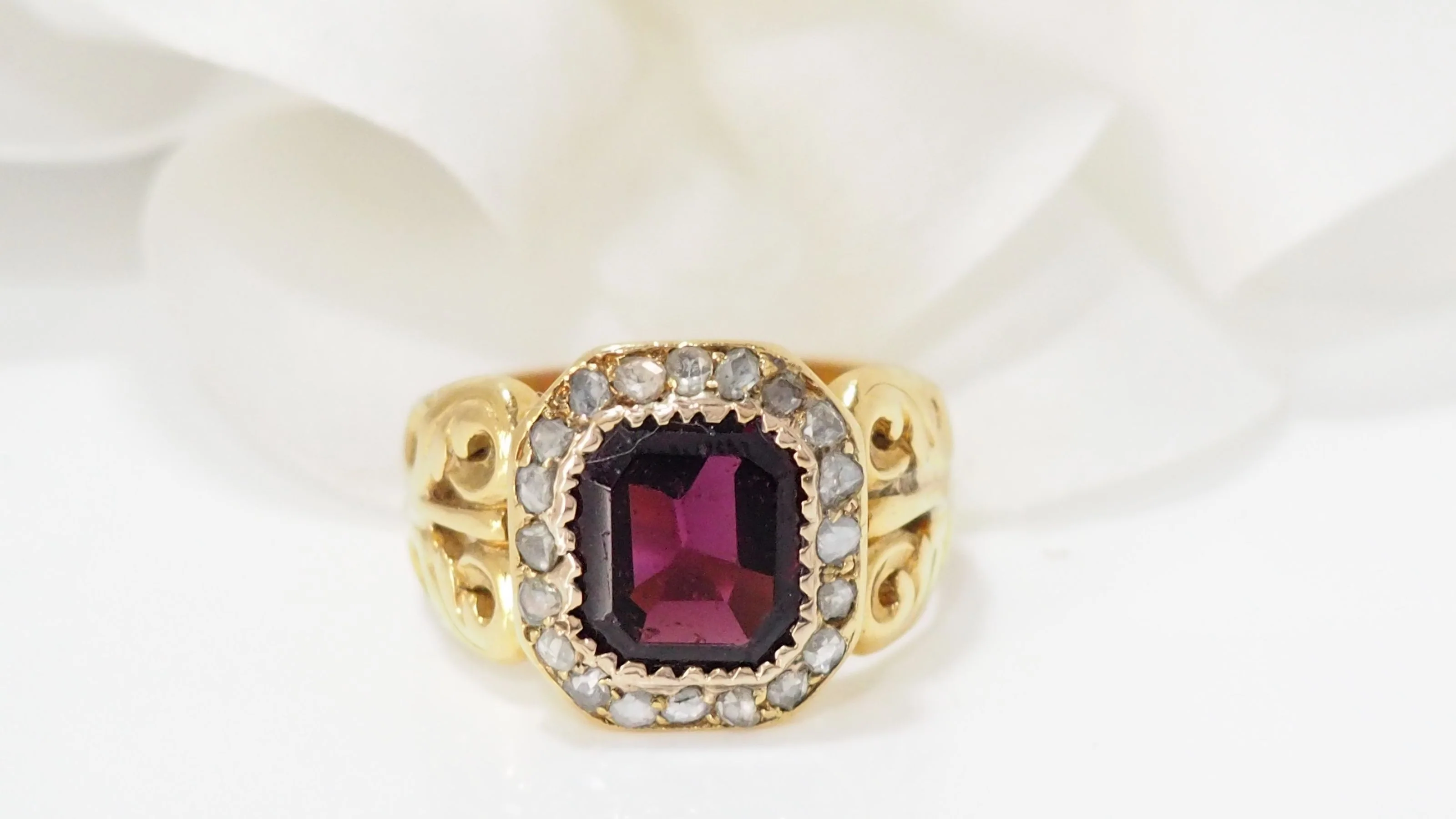 Bague En Or Jaune, Grenat Et diamants taille rose - Image 6