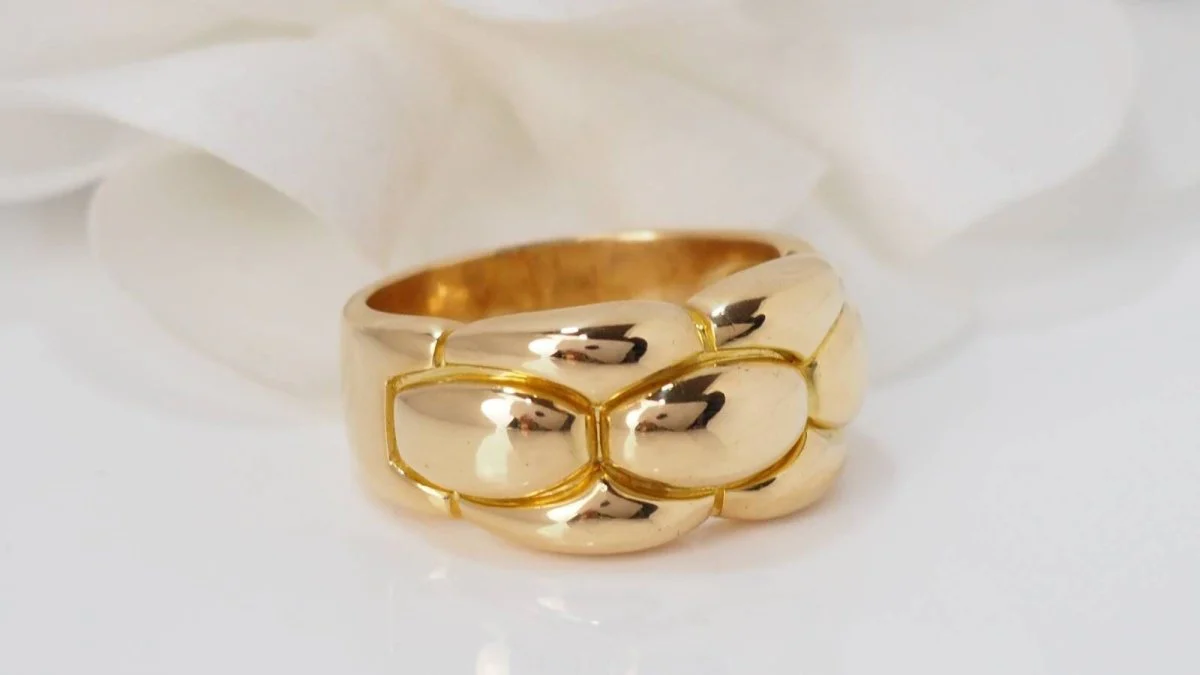 Bague Gentiane de Cartier en or jaune - Image 4