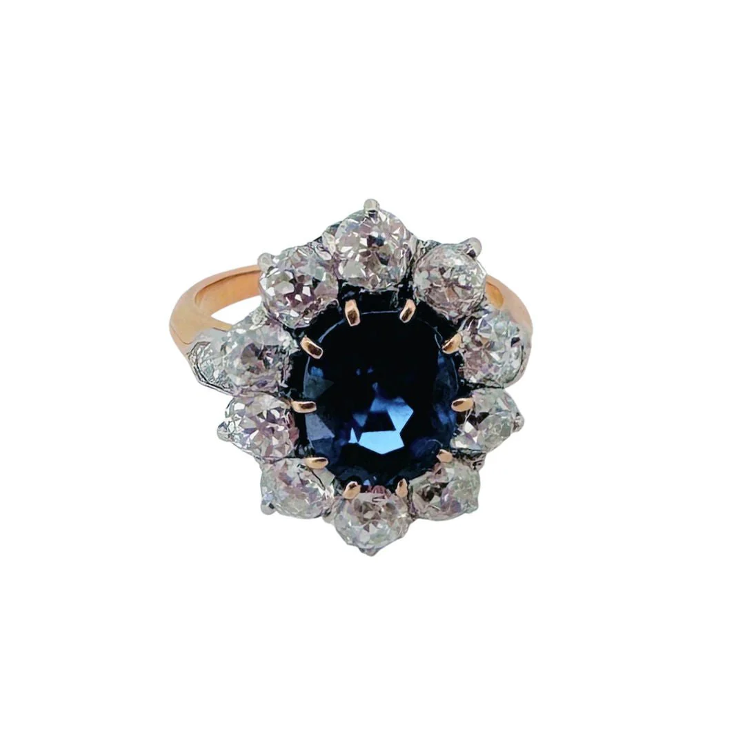 Bague Pompadour en or jaune, saphirs et diamants
