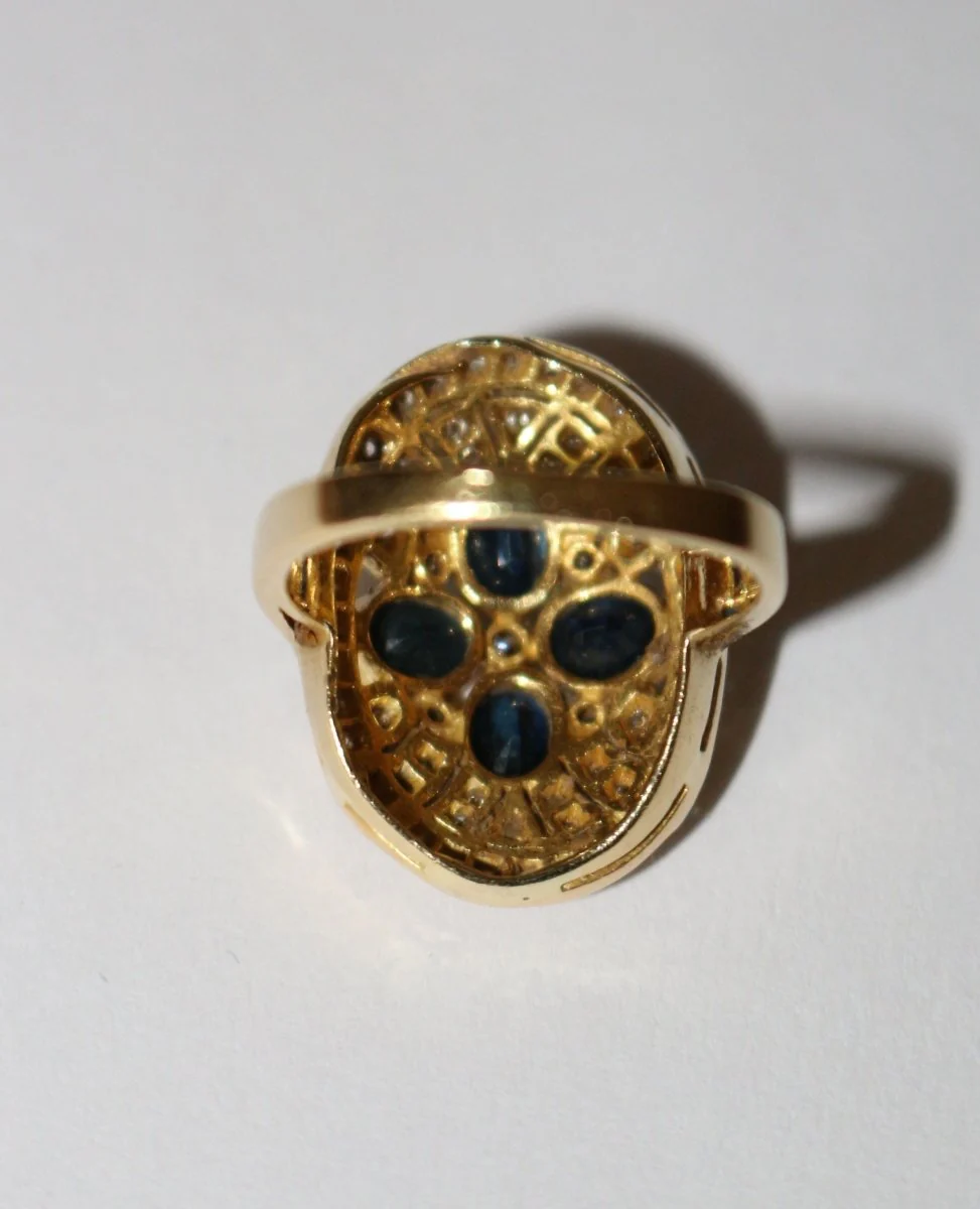 Bague ovale or jaune saphirs et diamants - Image 6