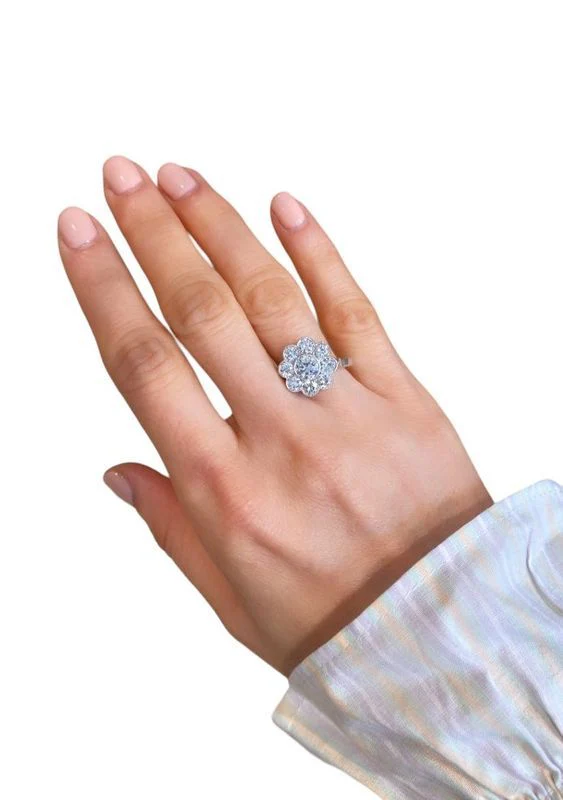 Bague Marguerite, en or blanc 18k et diamants - Image 4