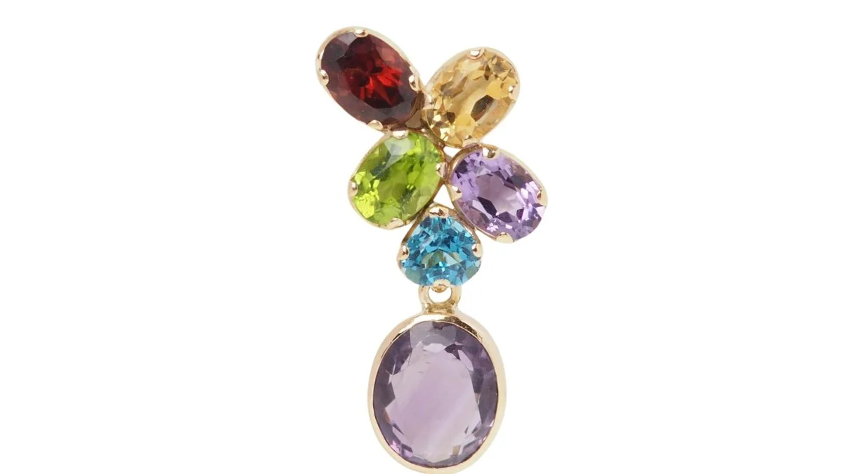 Boucles d'oreilles en or jaune et pierres fines - Image 5